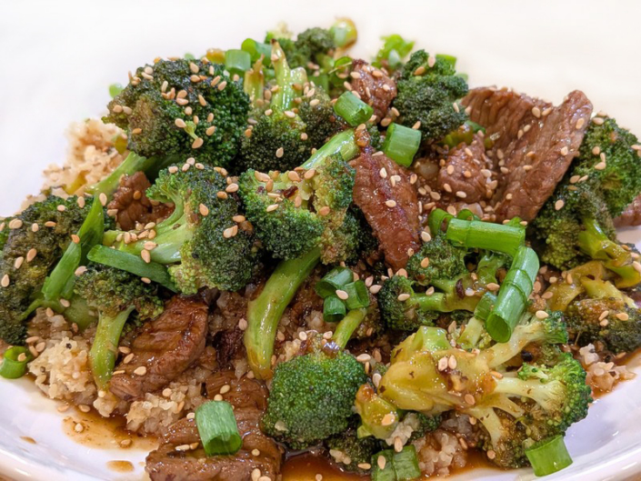Beef and Broccoli with Garlic-Sesame Sauce and Cauliflower Rice